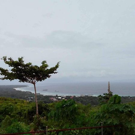Thornton'S Sea View Cafe & Guesthouse Siquijor Esterno foto