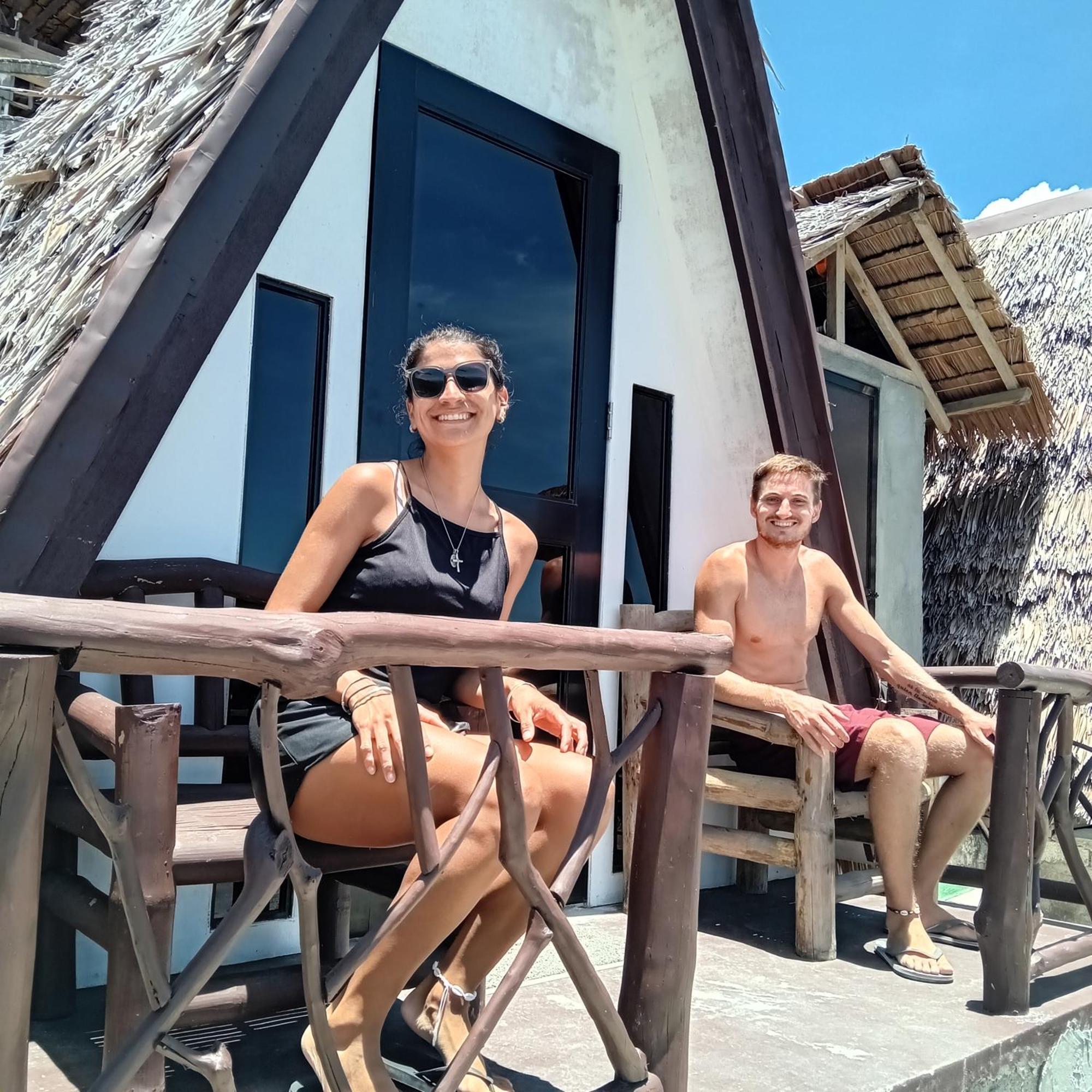 Thornton'S Sea View Cafe & Guesthouse Siquijor Esterno foto