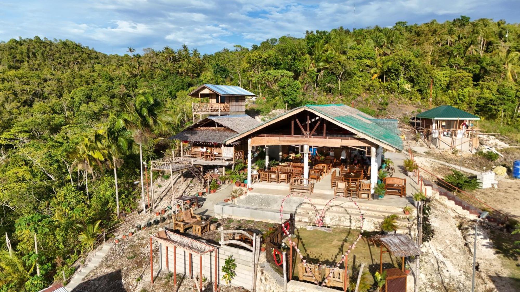 Thornton'S Sea View Cafe & Guesthouse Siquijor Esterno foto