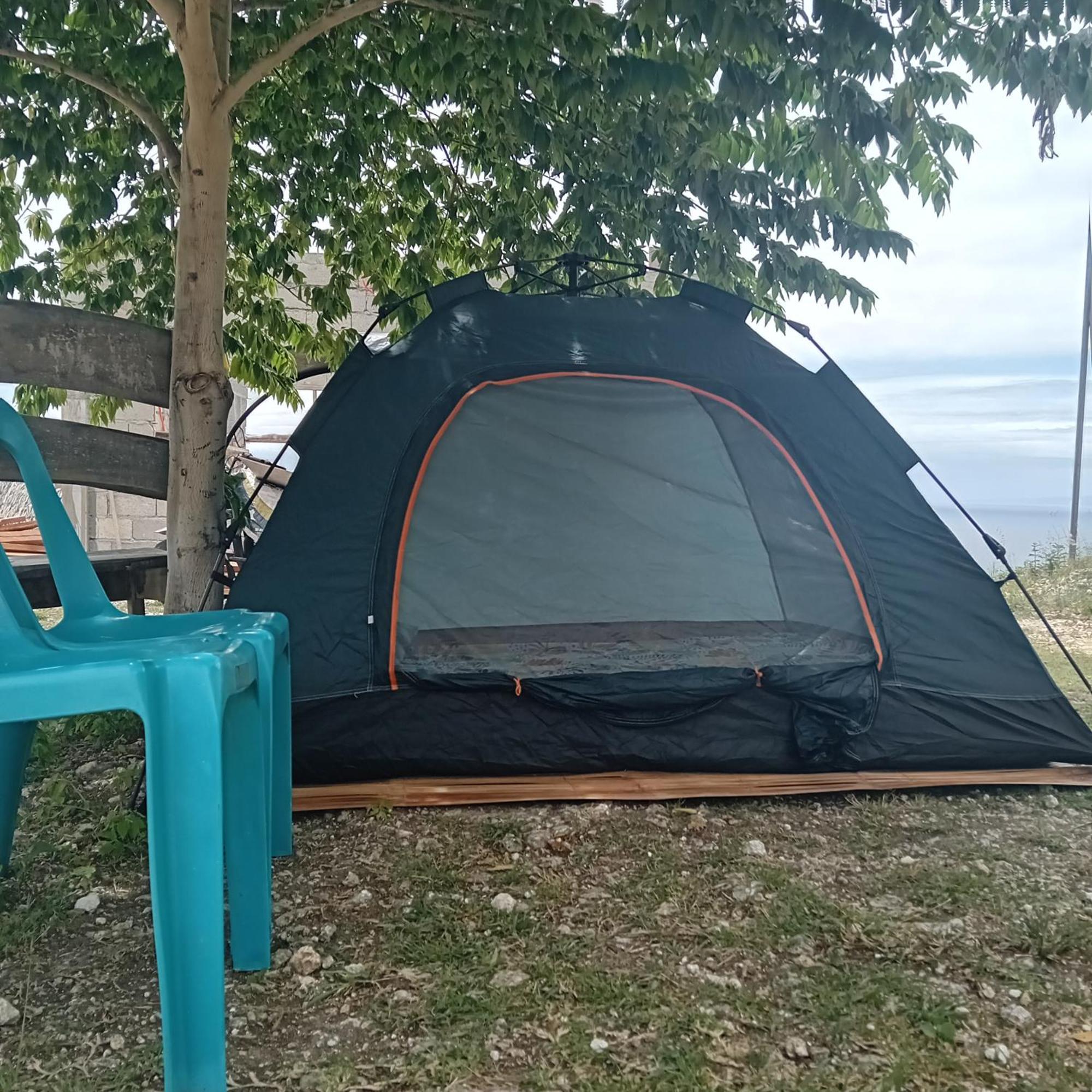 Thornton'S Sea View Cafe & Guesthouse Siquijor Esterno foto