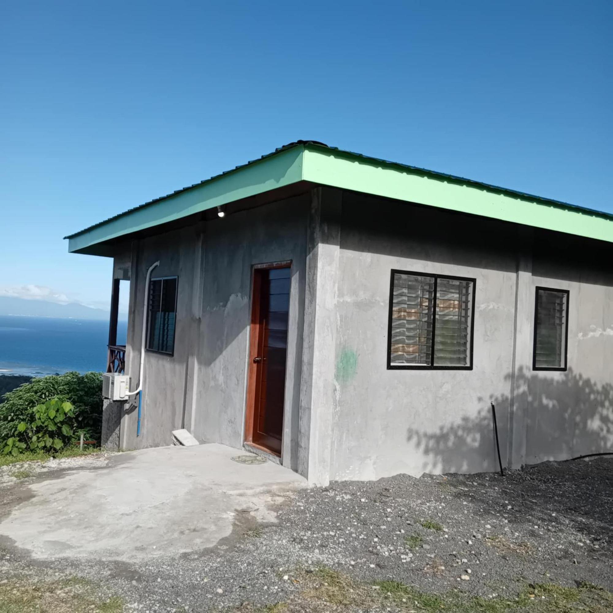 Thornton'S Sea View Cafe & Guesthouse Siquijor Esterno foto