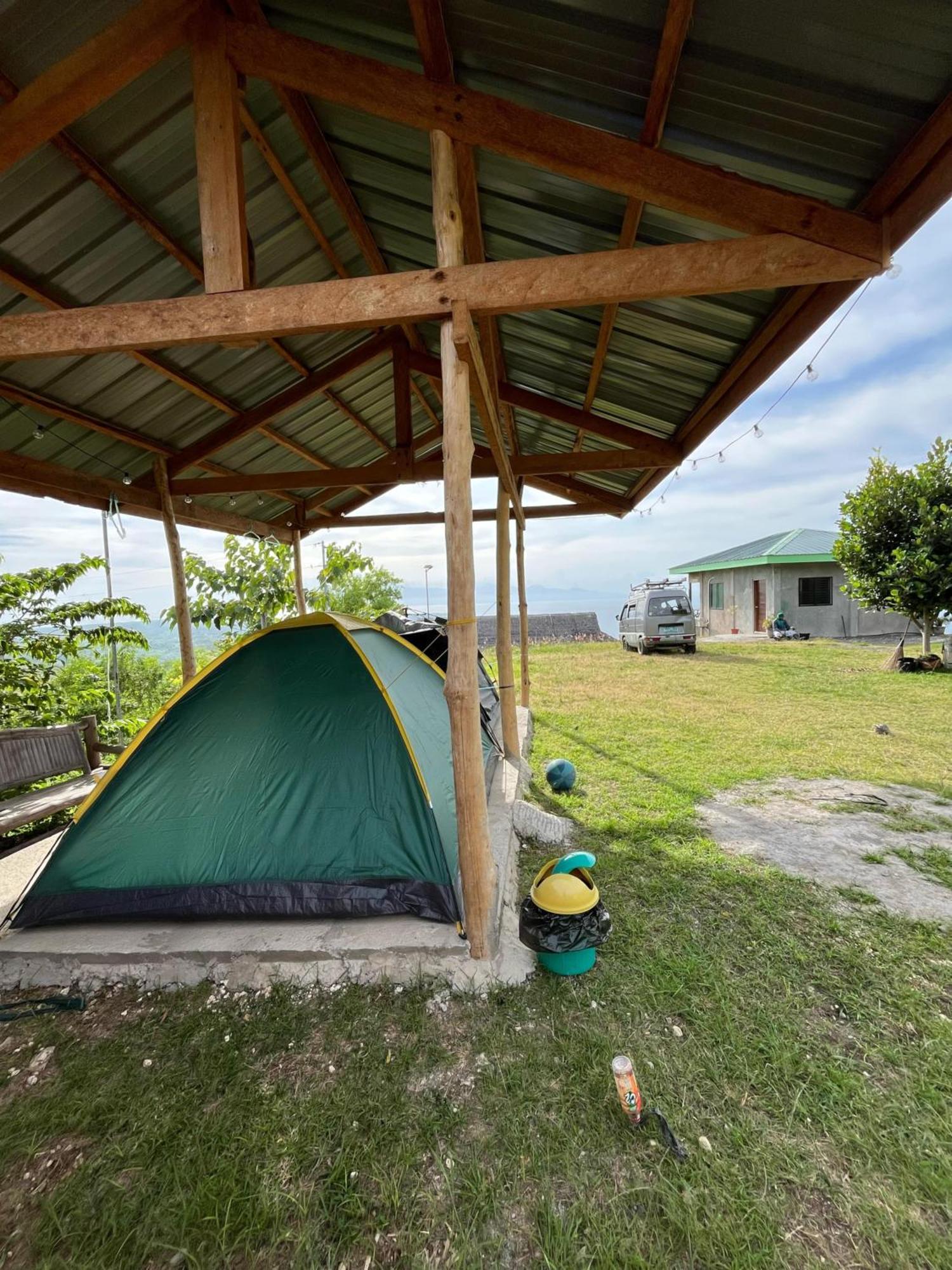 Thornton'S Sea View Cafe & Guesthouse Siquijor Esterno foto